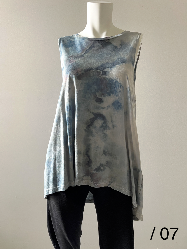Hand Dyed Flow Tank